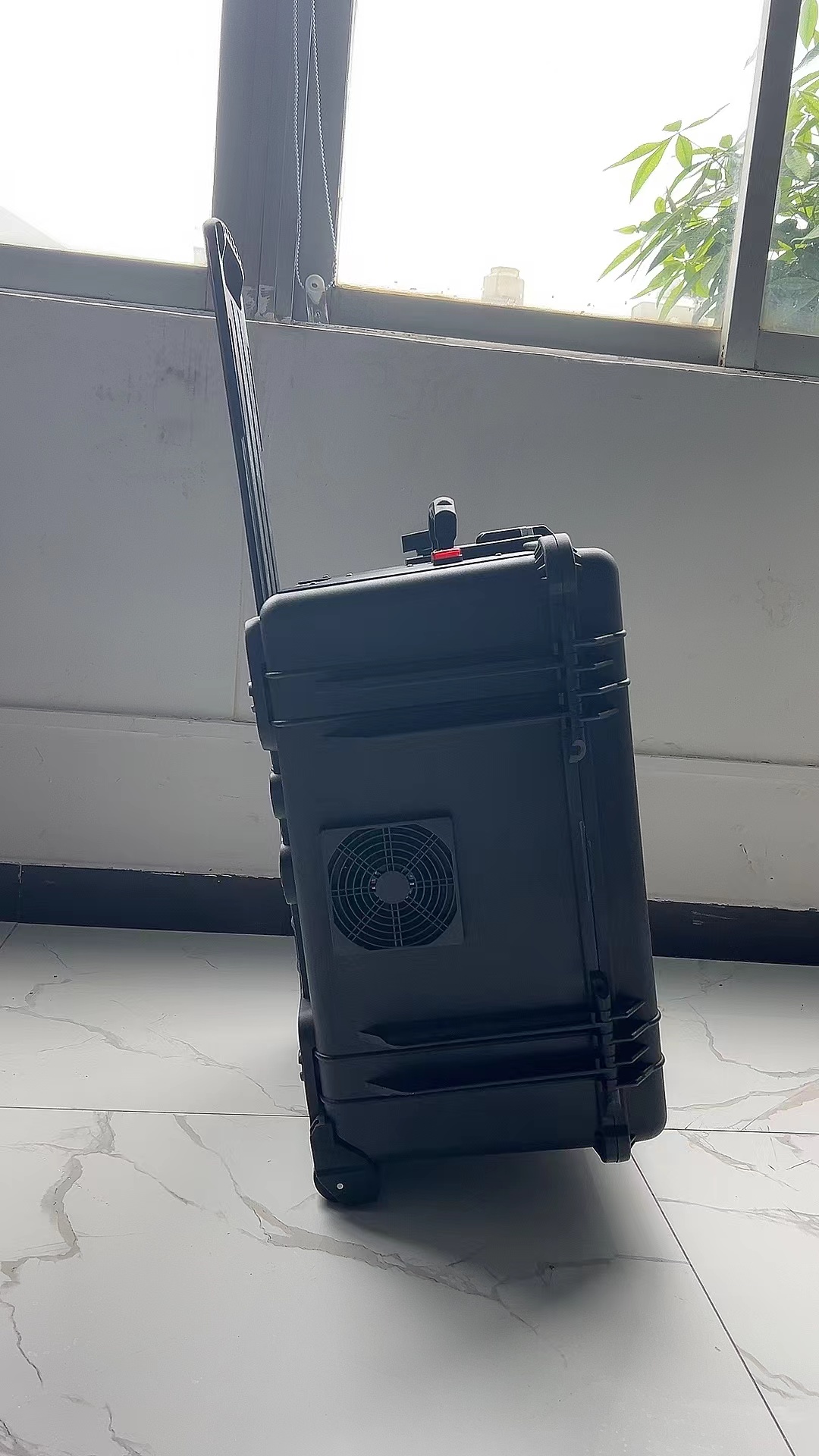 景宁手拉箱型移动通信干扰器